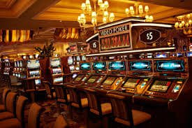 Betting interface and payout table